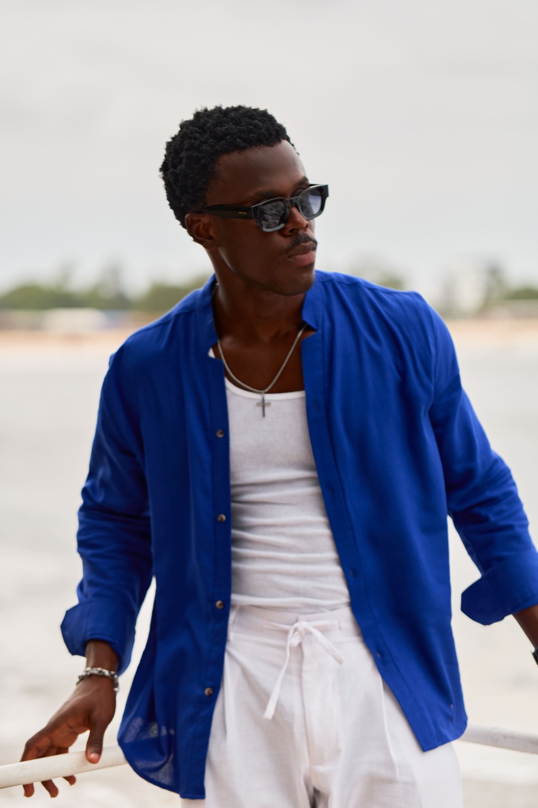 Y-Neck Linen Shirt - Royal Blue